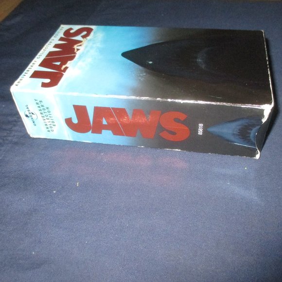 Jaws (VHS, 2000, 2-Tape Set, Anniversary Collectors Edition Double-Pack) - Picture 3 of 7